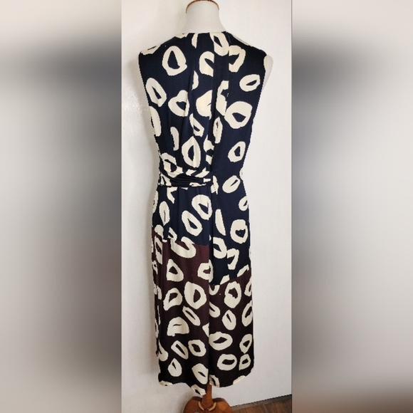 UNIQUE WHISTLES DRESS - Picture 3 of 14